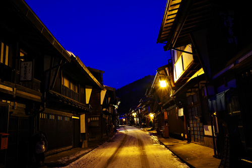 奈良井宿の夜景・奈良井宿の夜明け
