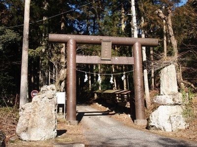 gunndari-shrine1.jpg