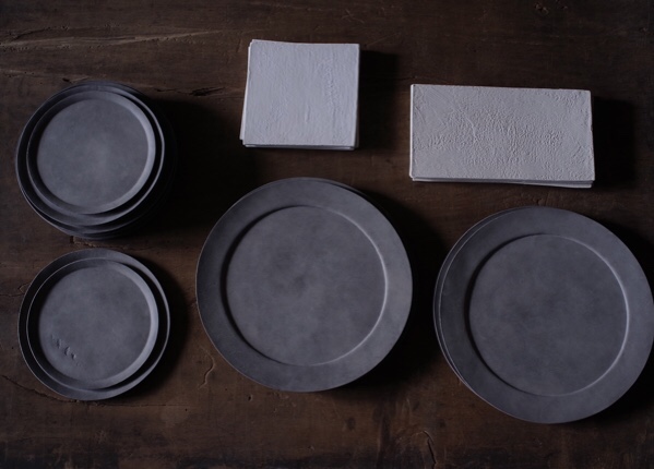 WEB正規販売店 4月末まで値下【未使用】吉田次朗さん　グレー　リムプレート25センチ　作家　陶器 食器