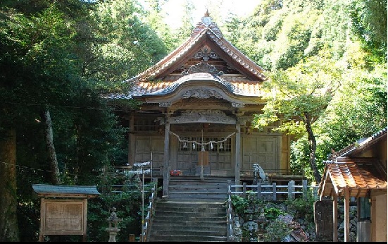 戸田柿本人麻呂神社