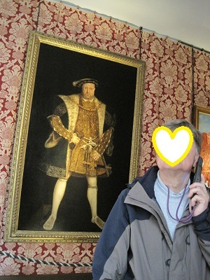 ヘンリー8世のこの肖像画が飾ってあるホーンテッド・ギャラリー