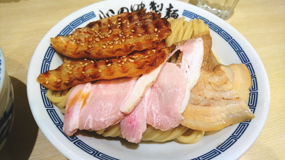 心の味製麺チャーシュー濃厚豚骨魚介つけ麺