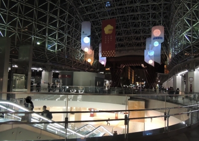金沢駅東口2016